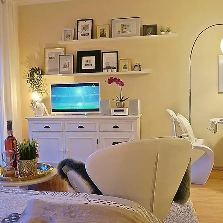Indira Apartment *